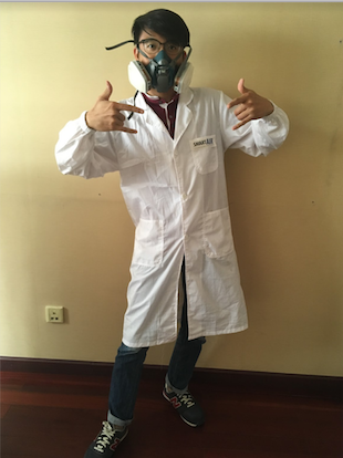 Smart Air engineer CK testing washing and cleaning HEPA filters