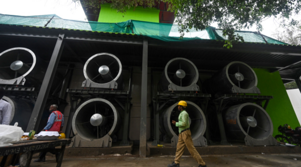 Delhi smog tower
